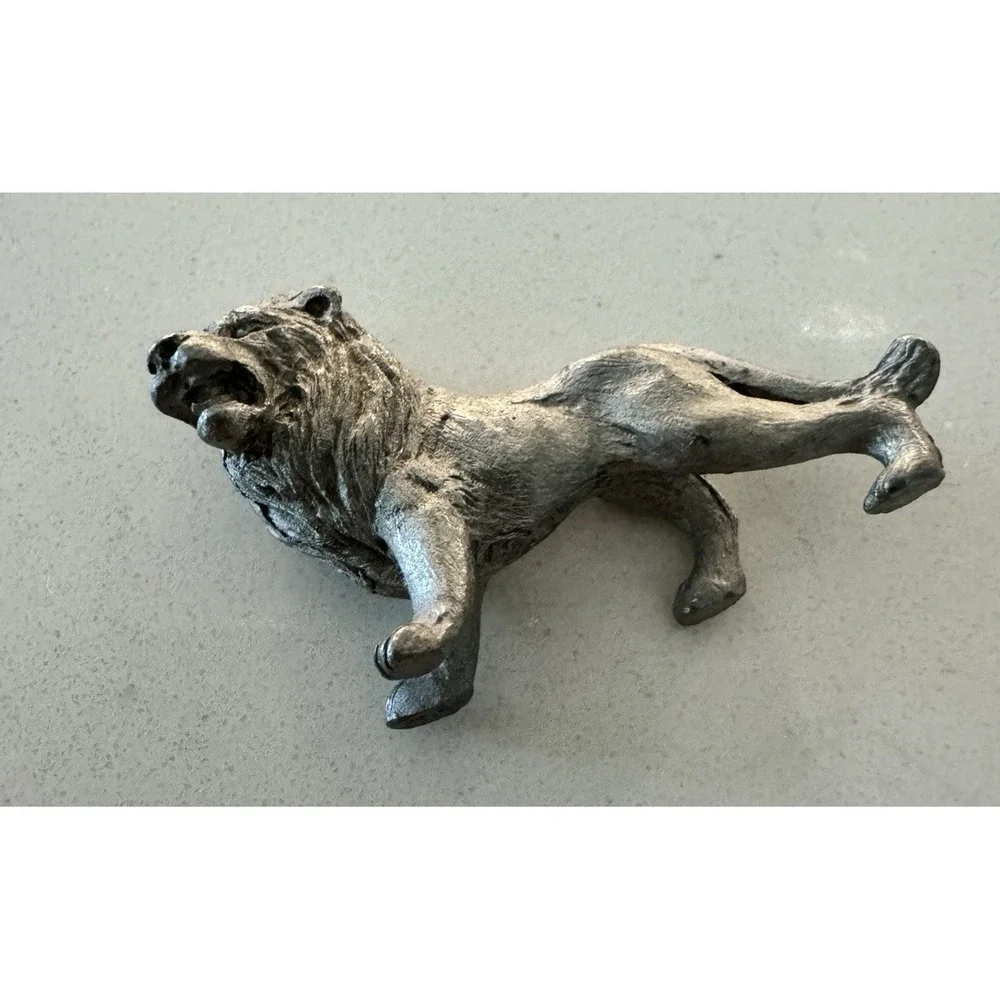 Vintage Pewter Lion Figurines Pair Mini Safari Animal Lions Desk Decor Gift‎